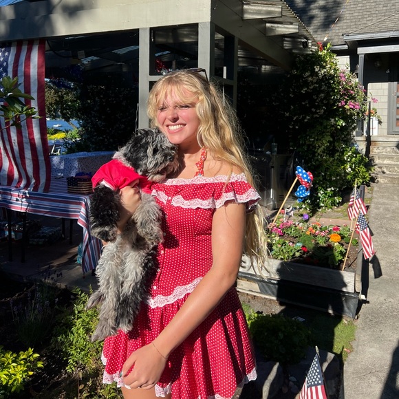 Meet your Posher, McKenna - Picture 5 of 7